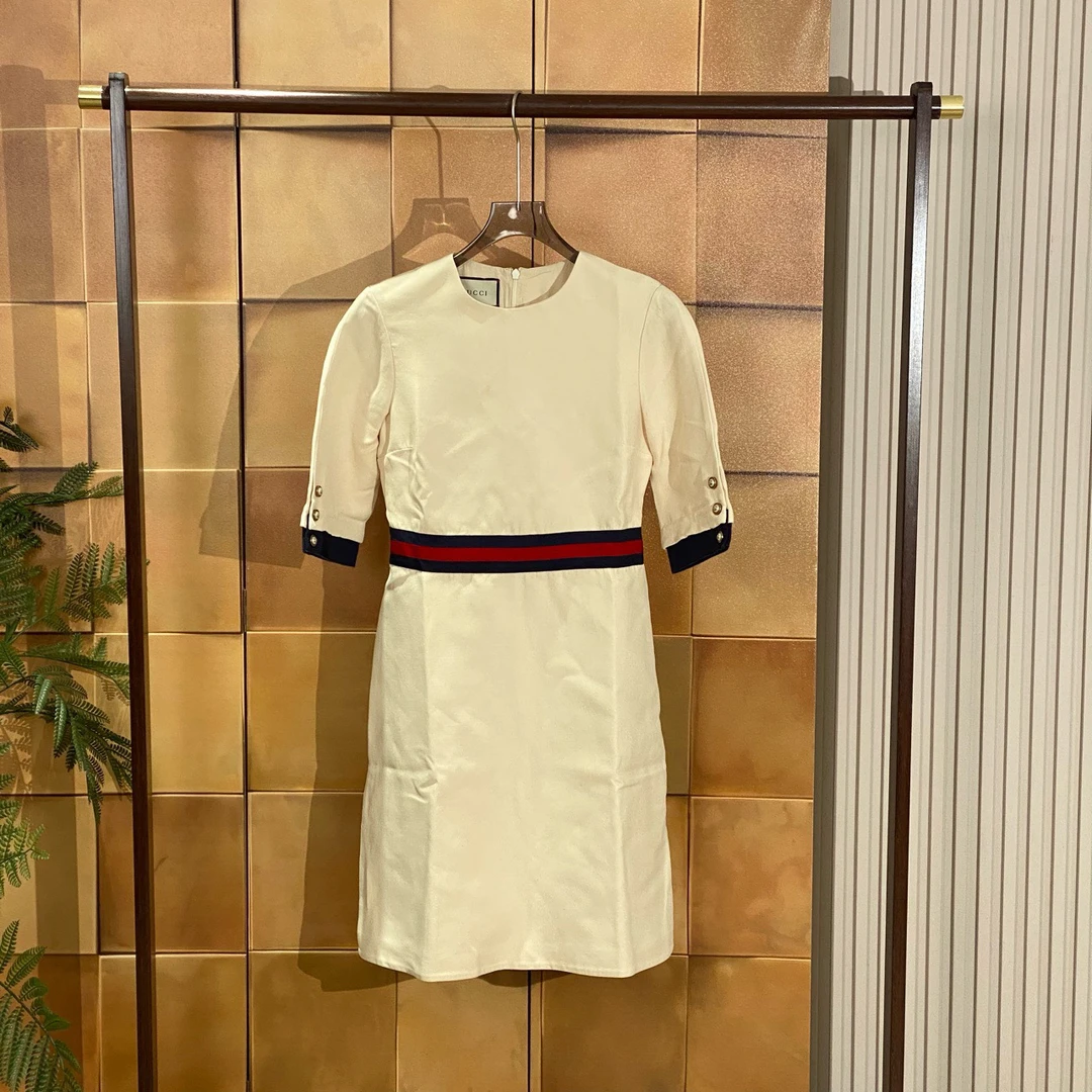 99新 GUCCI/古驰 Gucci米黄色连衣裙/42码/99新/26665