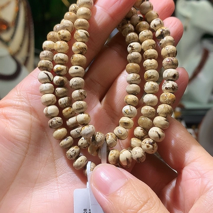 未镶嵌琥珀裸石南*