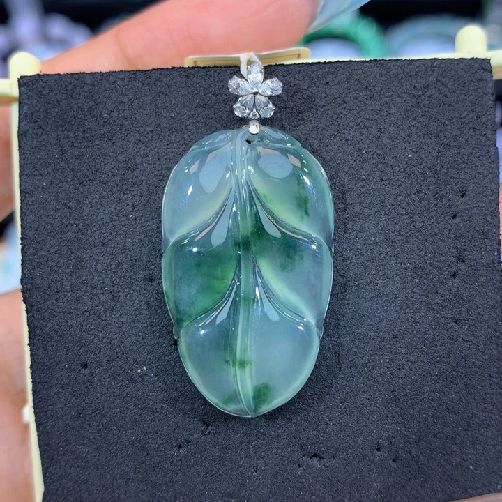 18K金镶嵌手链翡翠翡翠