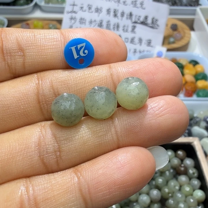 和田玉未镶嵌珠宝奇石