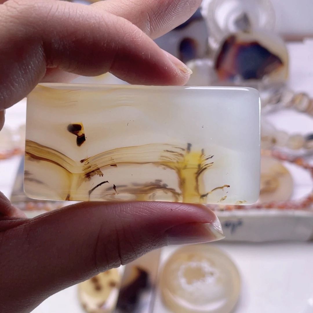 玛瑙/玉髓未镶嵌珠宝奇石