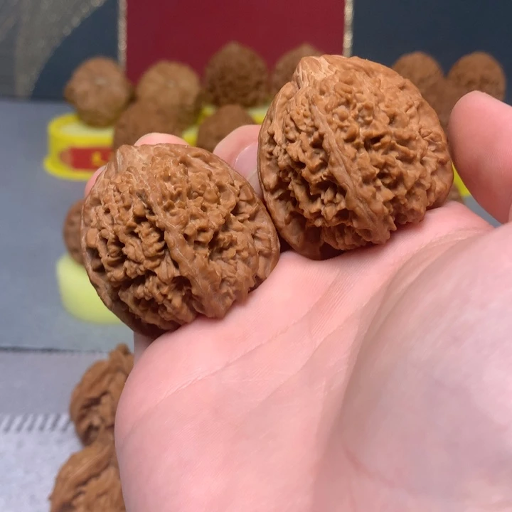 把件文玩核桃40百花山