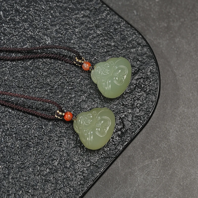 【鑫浩】新疆和田玉-抱抱佛挂件吊坠一件多样性发一件