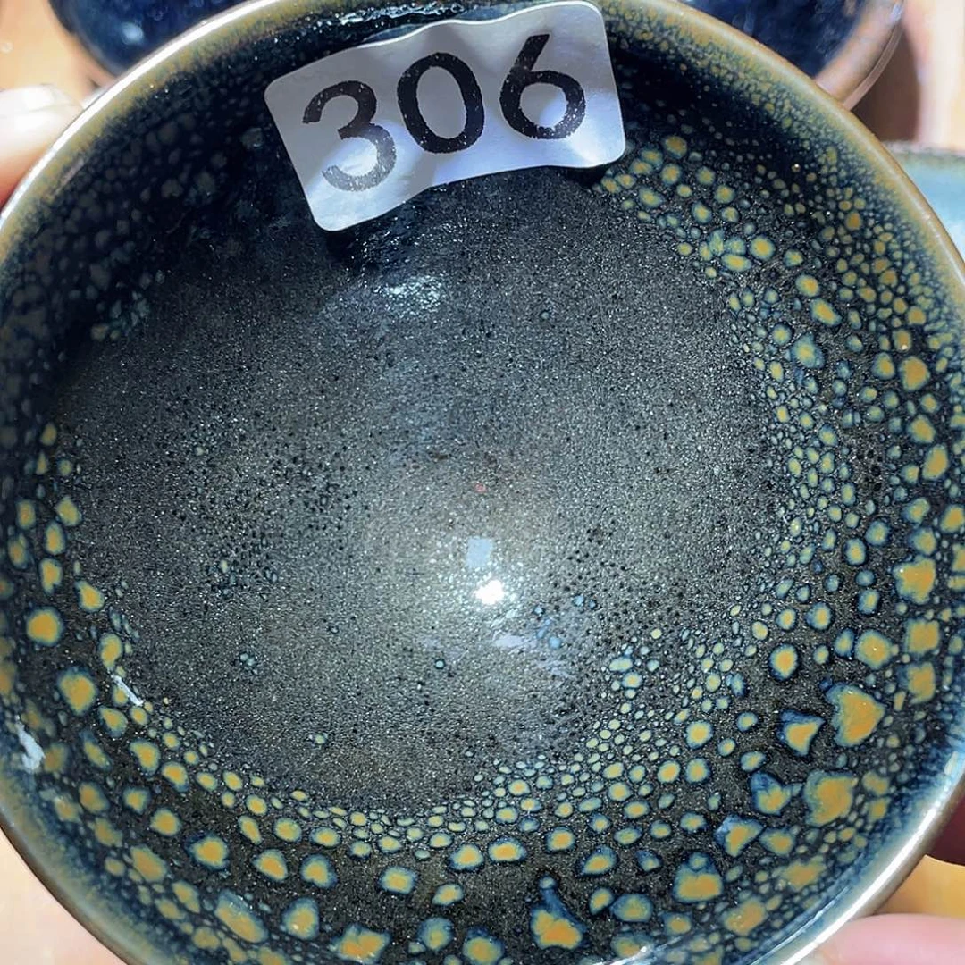 茶盏特长和温度和音乐更