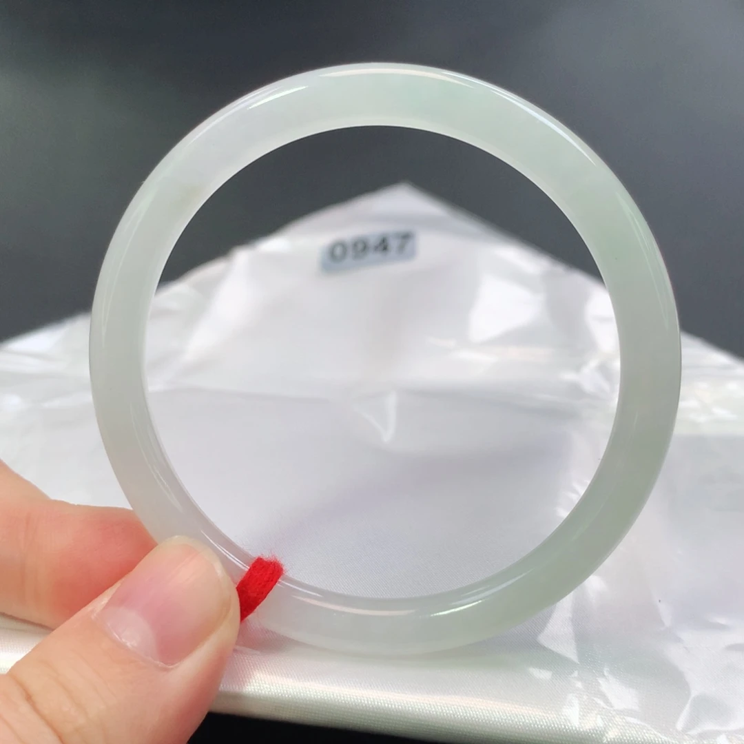 翡翠手镯未镶嵌0947号