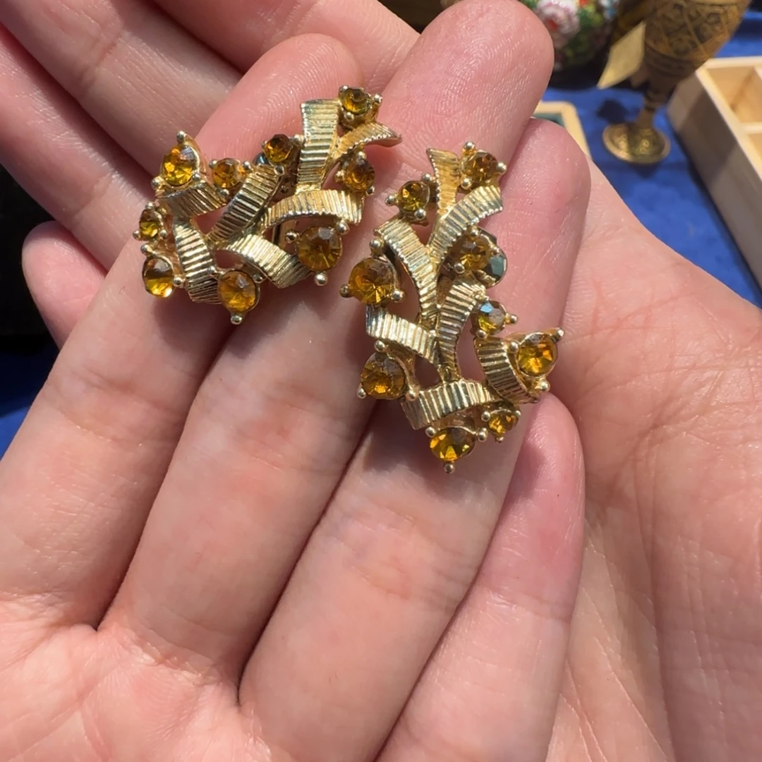 琉璃纯铜合金瑕疵