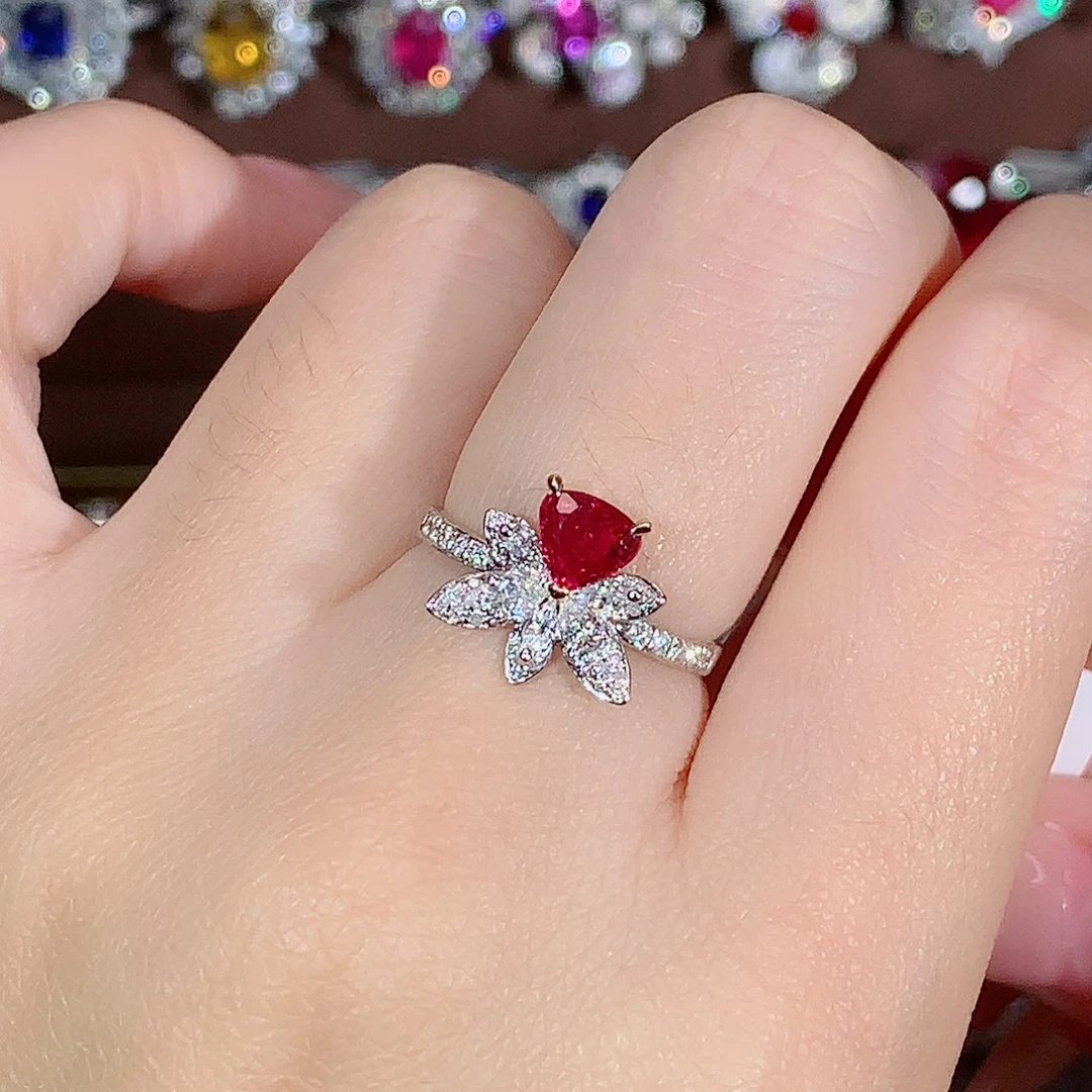 戒指红宝石18K金镶嵌0.85ct/天然宝石/七天无理由