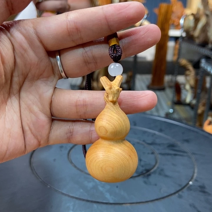 柏木（崖柏）手把件