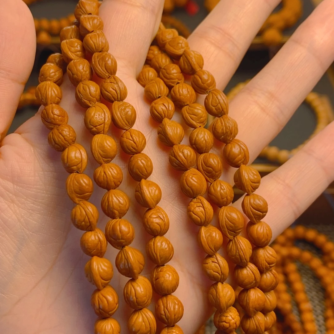 春***王吊坠桃核秦岭森林075