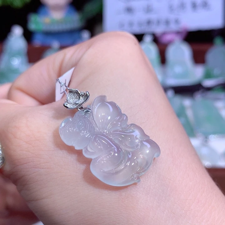 翡翠18K金镶嵌吊坠(不含链)蝴蝶仙子（天使）