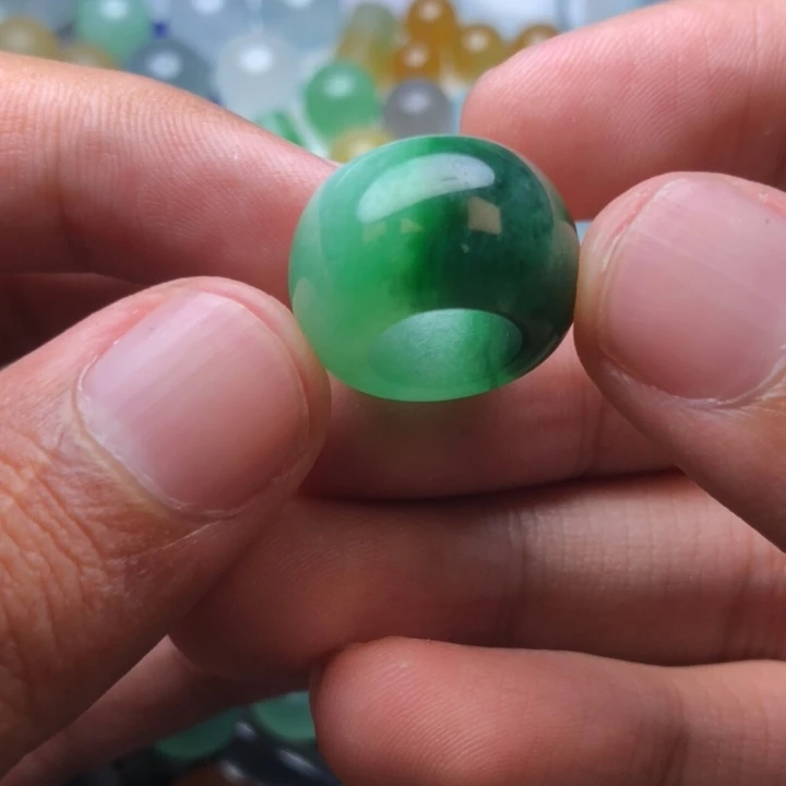 未镶嵌定制翡翠挂件