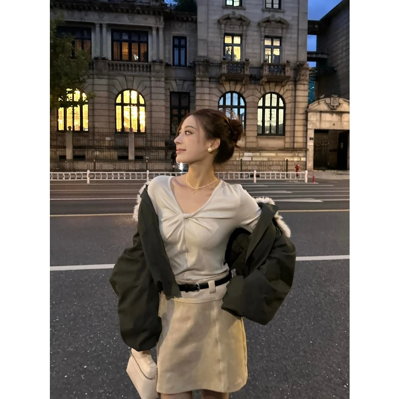 美式设计感翻领夹克外套女2025冬季新款修身纯色长袖上衣高腰短裙