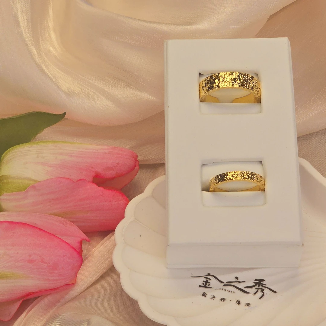 金之秀珠宝  开口碎冰冰戒指情侣时尚金色情侣指环
