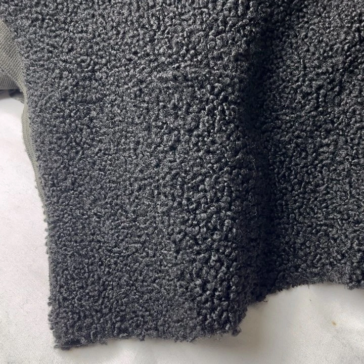 黑色羊羔毛1米。