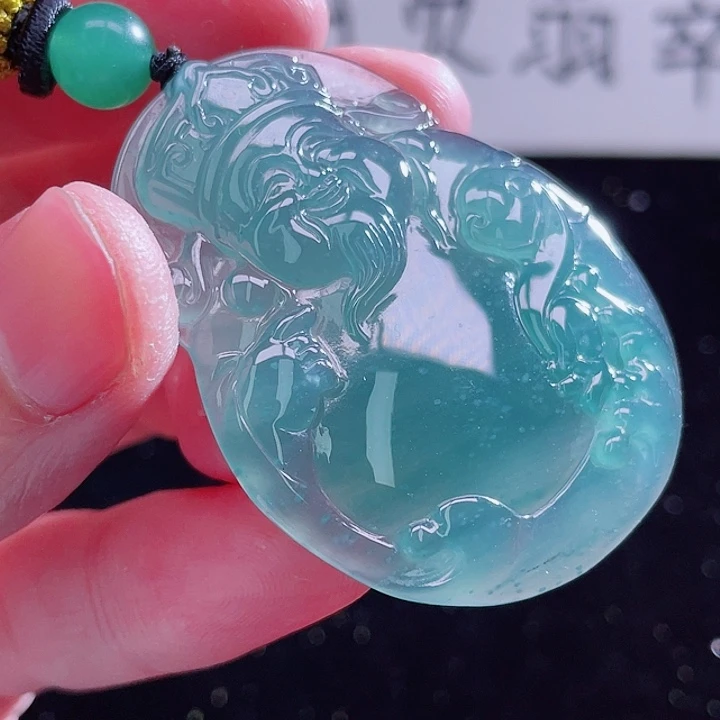 翡翠颈饰未镶嵌999999999