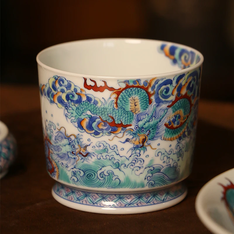 一溪山房 景德镇纯手工手绘青花斗彩陶瓷  龙御瑞澜单杯