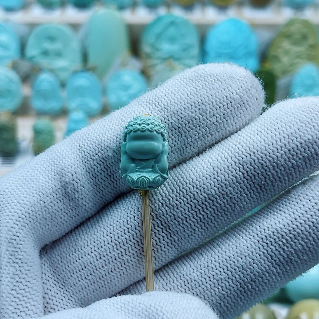 绿松石未镶嵌珠宝奇石