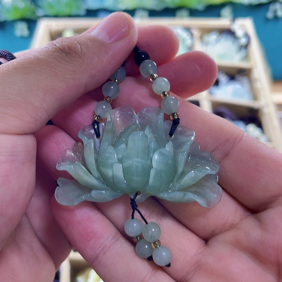 蛇纹石玉未镶嵌挂件