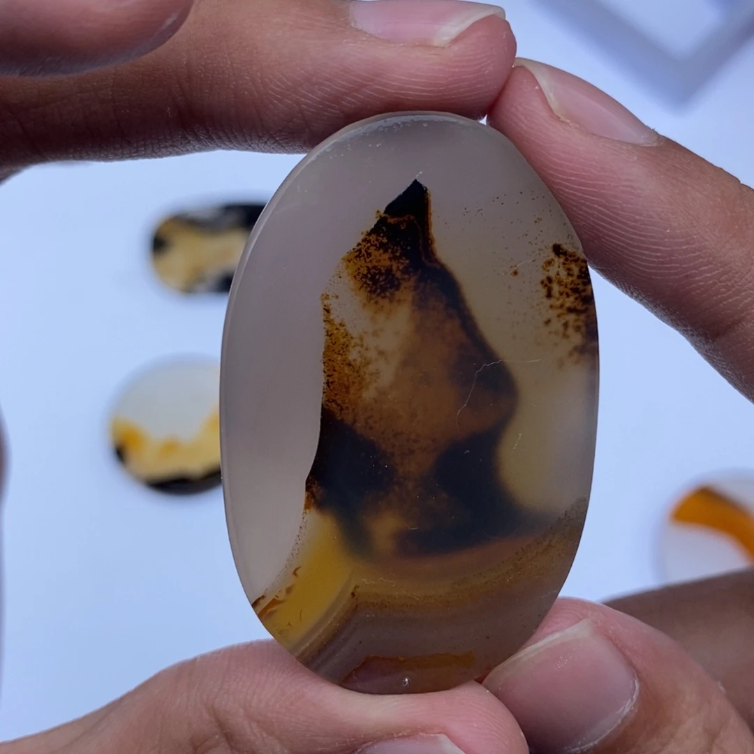 玛瑙/玉髓未镶嵌珠宝半成品