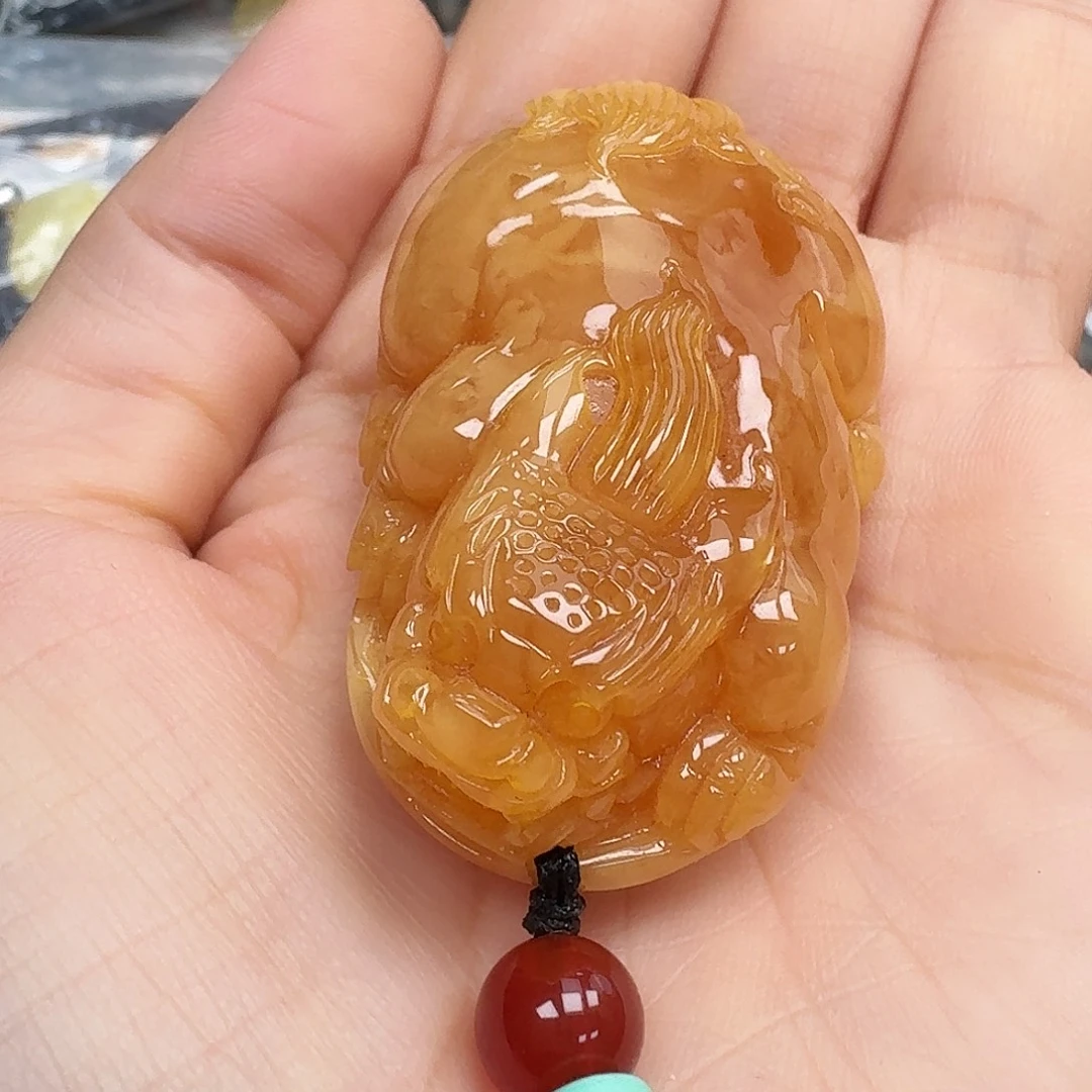 未镶嵌琥珀珠宝奇石吊坠