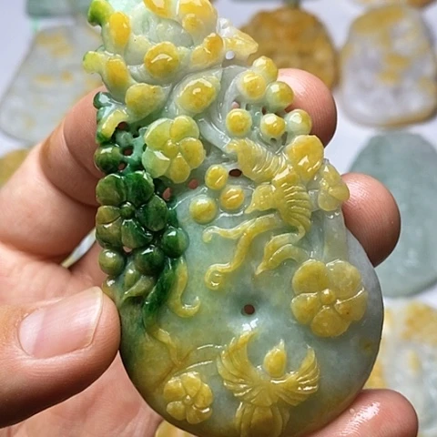 定制翡翠未镶嵌翡翠