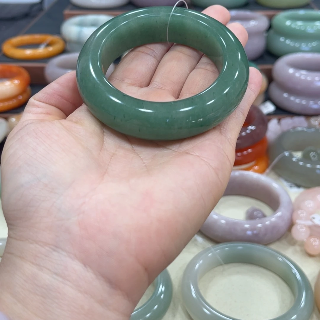 石英质玉我未镶嵌