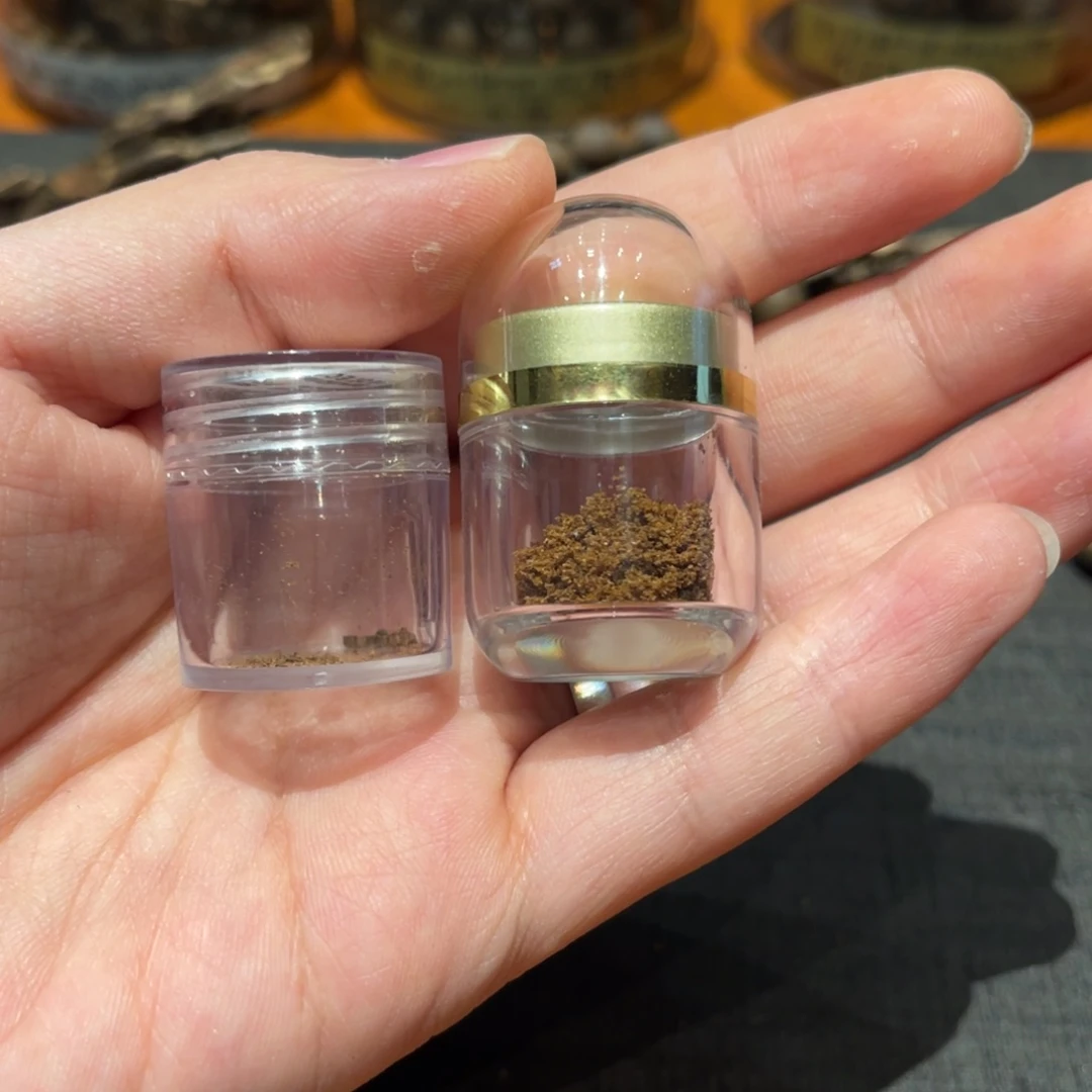 来***星沉香吊坠越南芽庄白棋0.2g