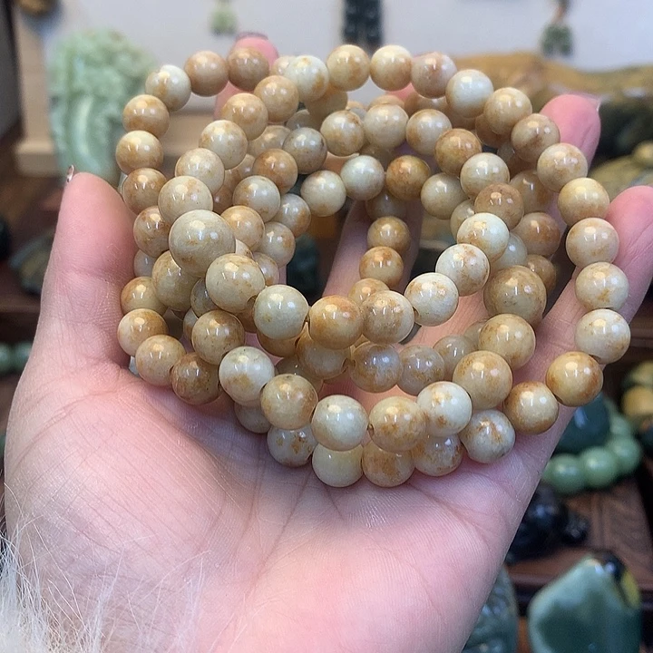 你***生岫岩老玉（透闪石质玉）未镶嵌把件