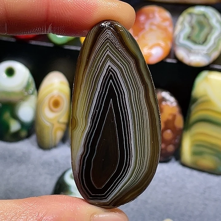 宝***堂玛瑙/玉髓未镶嵌珠宝奇石