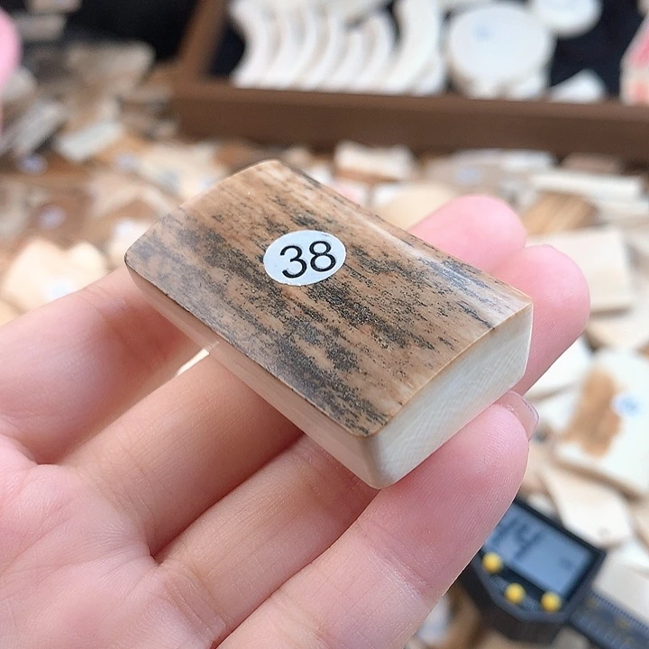 泥塑不打孔联系客服