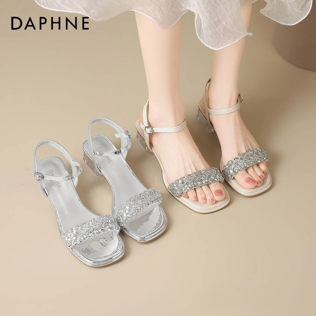 达芙妮粗跟一字带凉鞋女夏季2025新款露趾外穿凉拖鞋高级法式女鞋