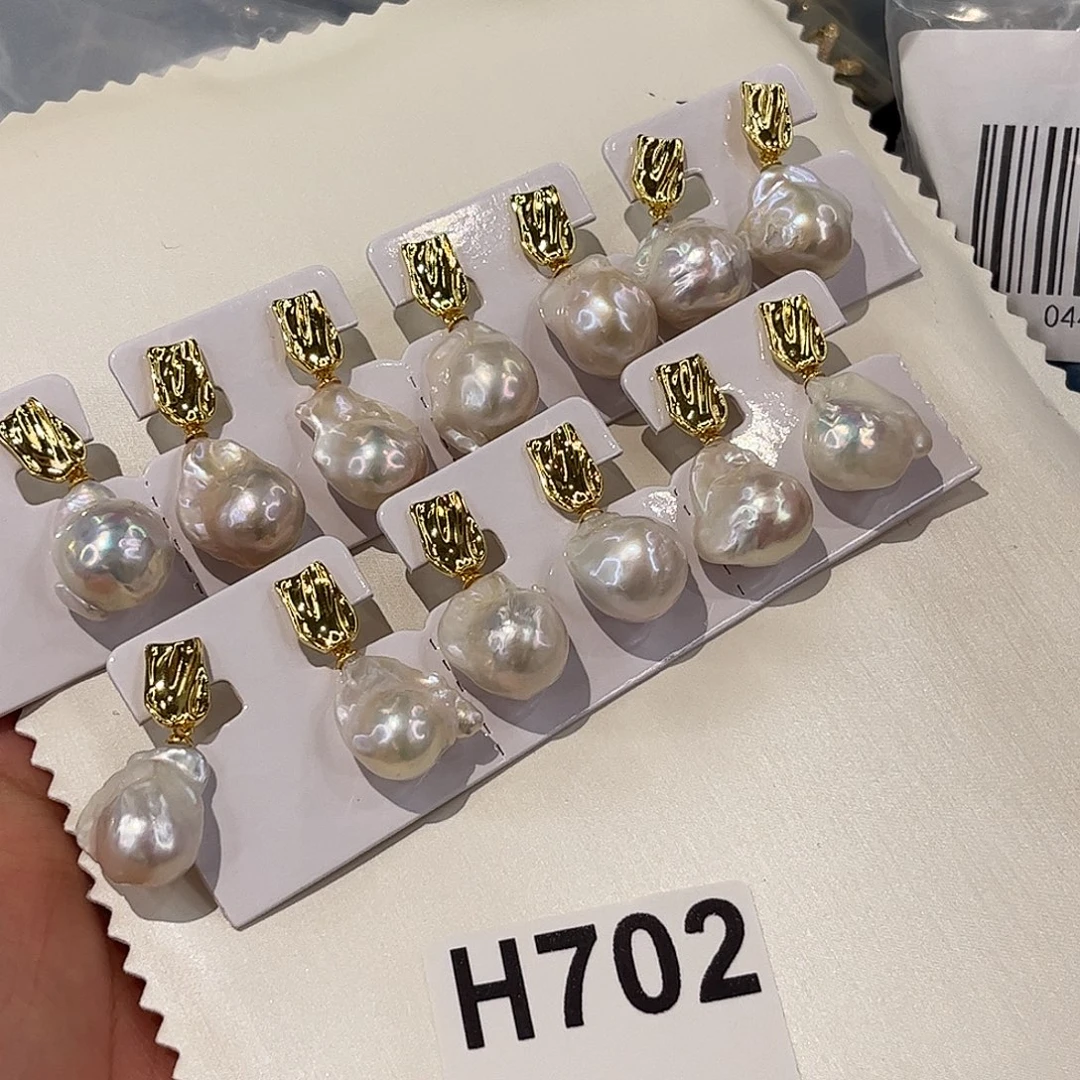 合金耳饰淡水珍珠