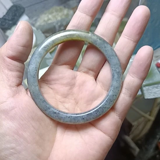 荣***荣和田玉未镶嵌珠宝半成品