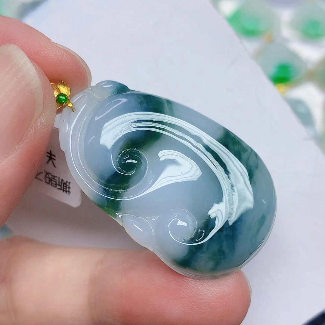 翡翠18K金镶嵌颈饰367899
