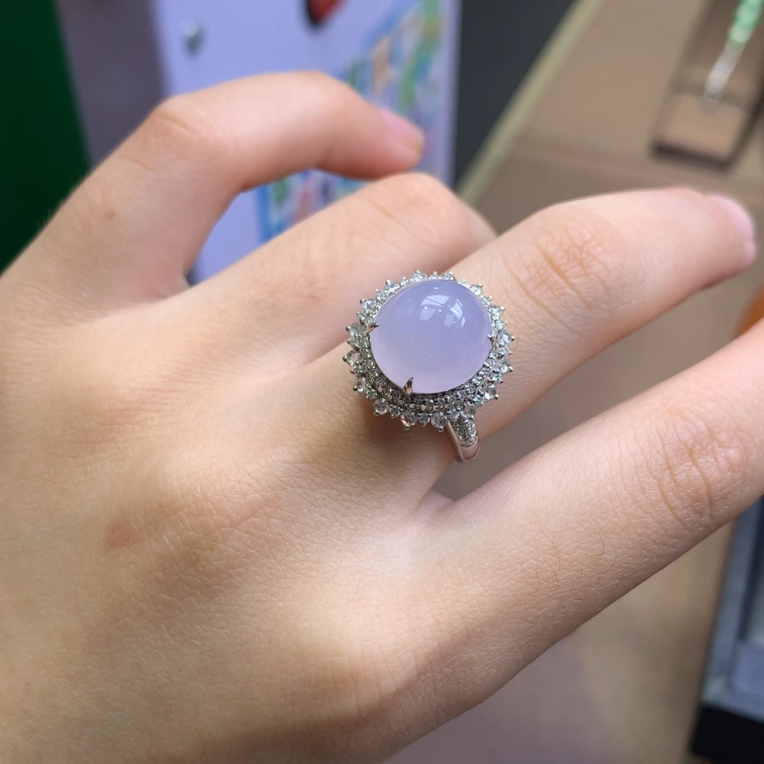 翡翠18K金镶嵌颈饰翡翠