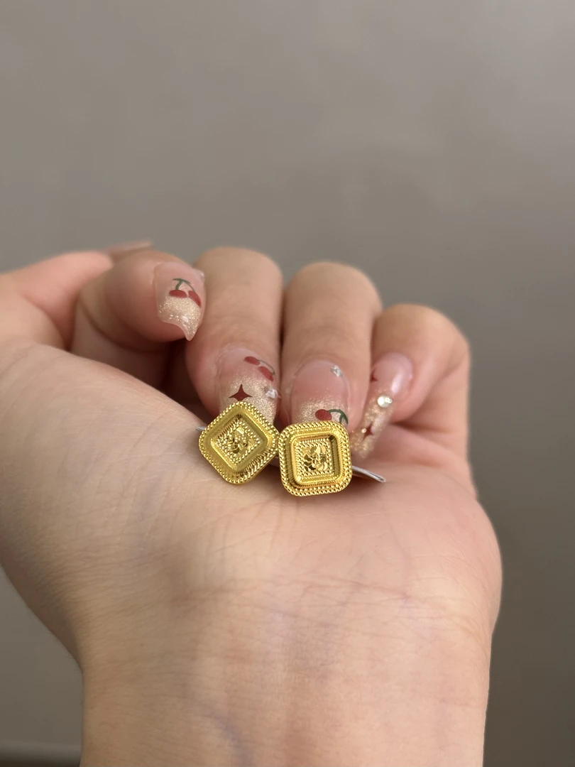 足金999 方形碎冰耳钉