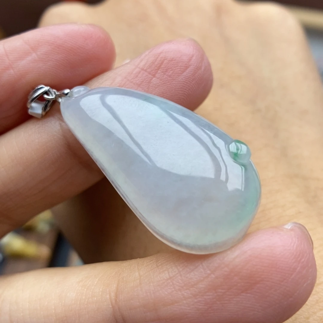 【闪购商品】颈饰银S925镶嵌翡翠51
