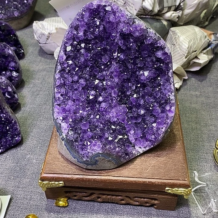苏***浅未镶嵌珠宝半成品紫晶