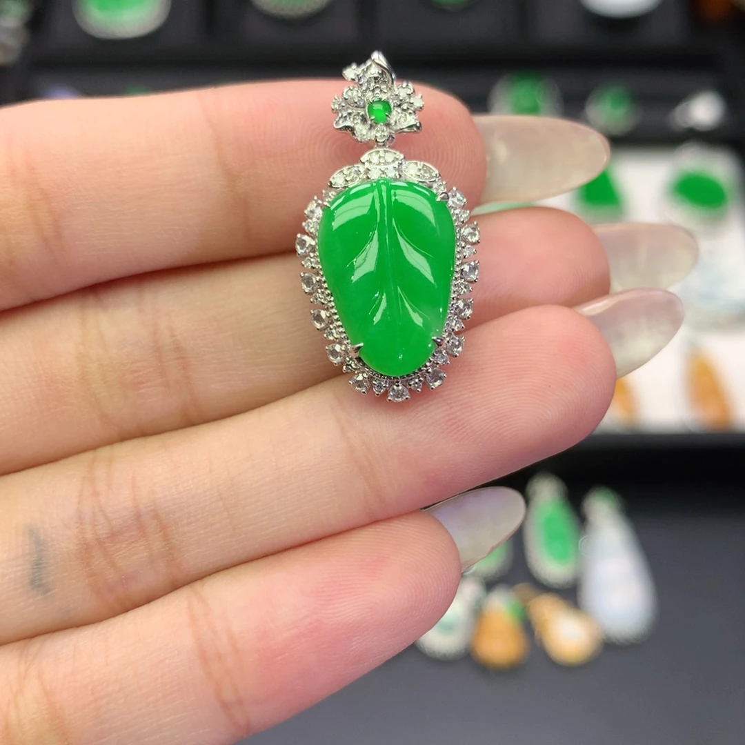 翡翠18K金镶嵌吊坠(不含链)