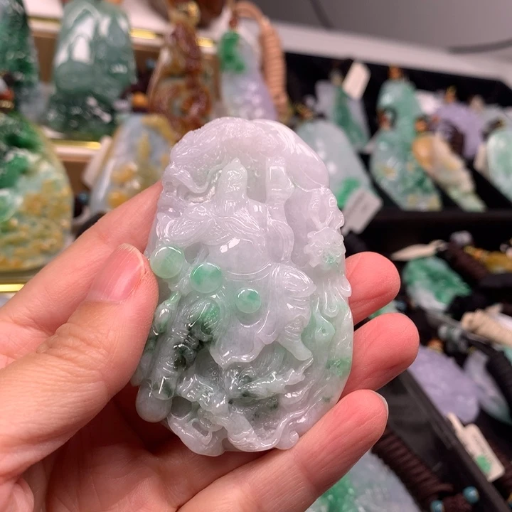 颈饰未镶嵌翡翠吊坠