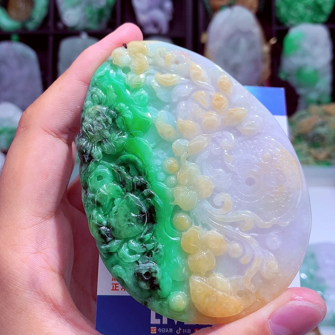 颈饰未镶嵌翡翠天然