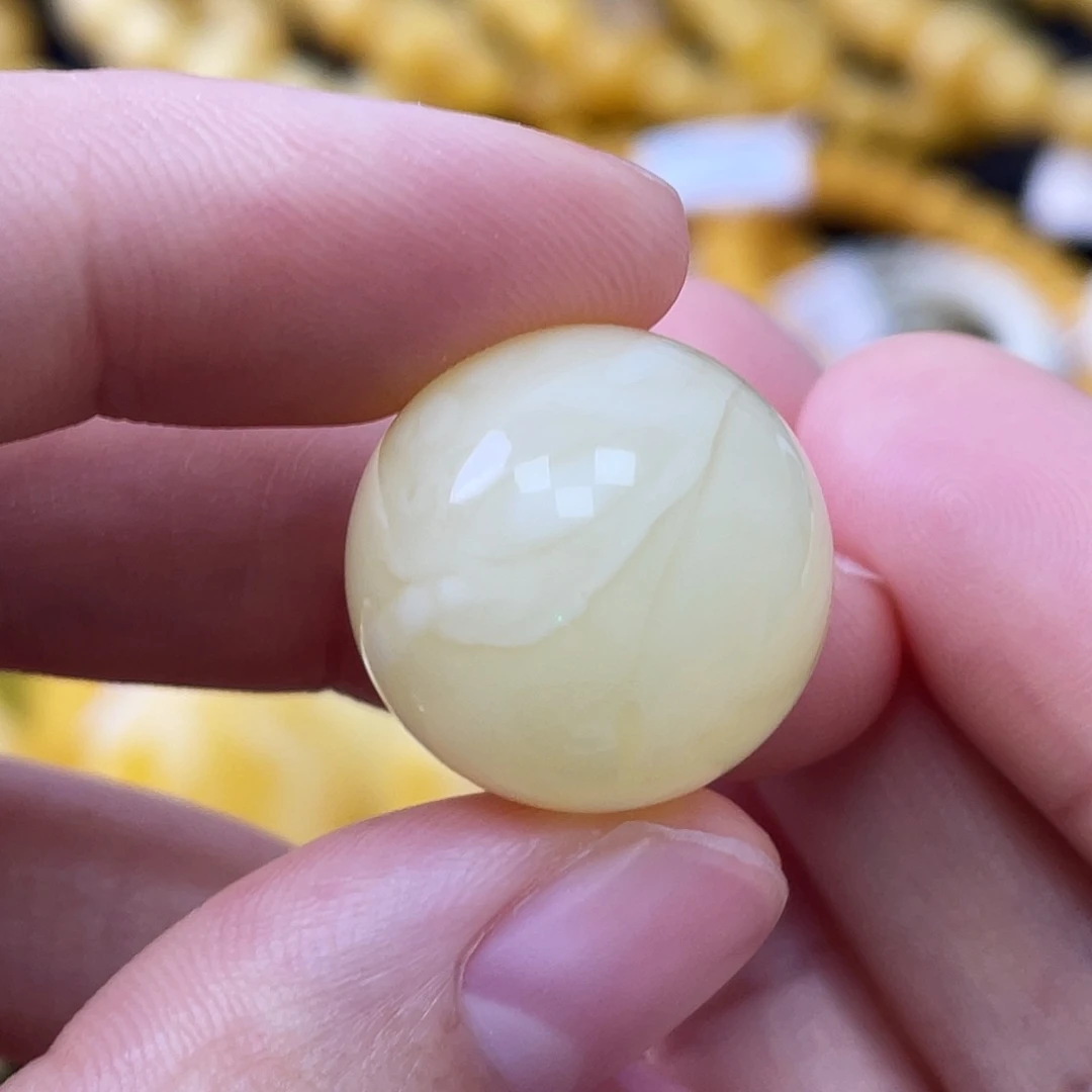 蜜蜡未镶嵌珠宝奇石18.7mm浓白妖花 瑕福利