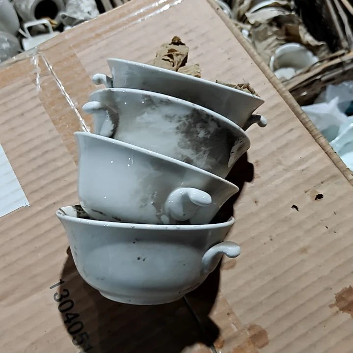 瓷片陶瓷盘子碗啥都有