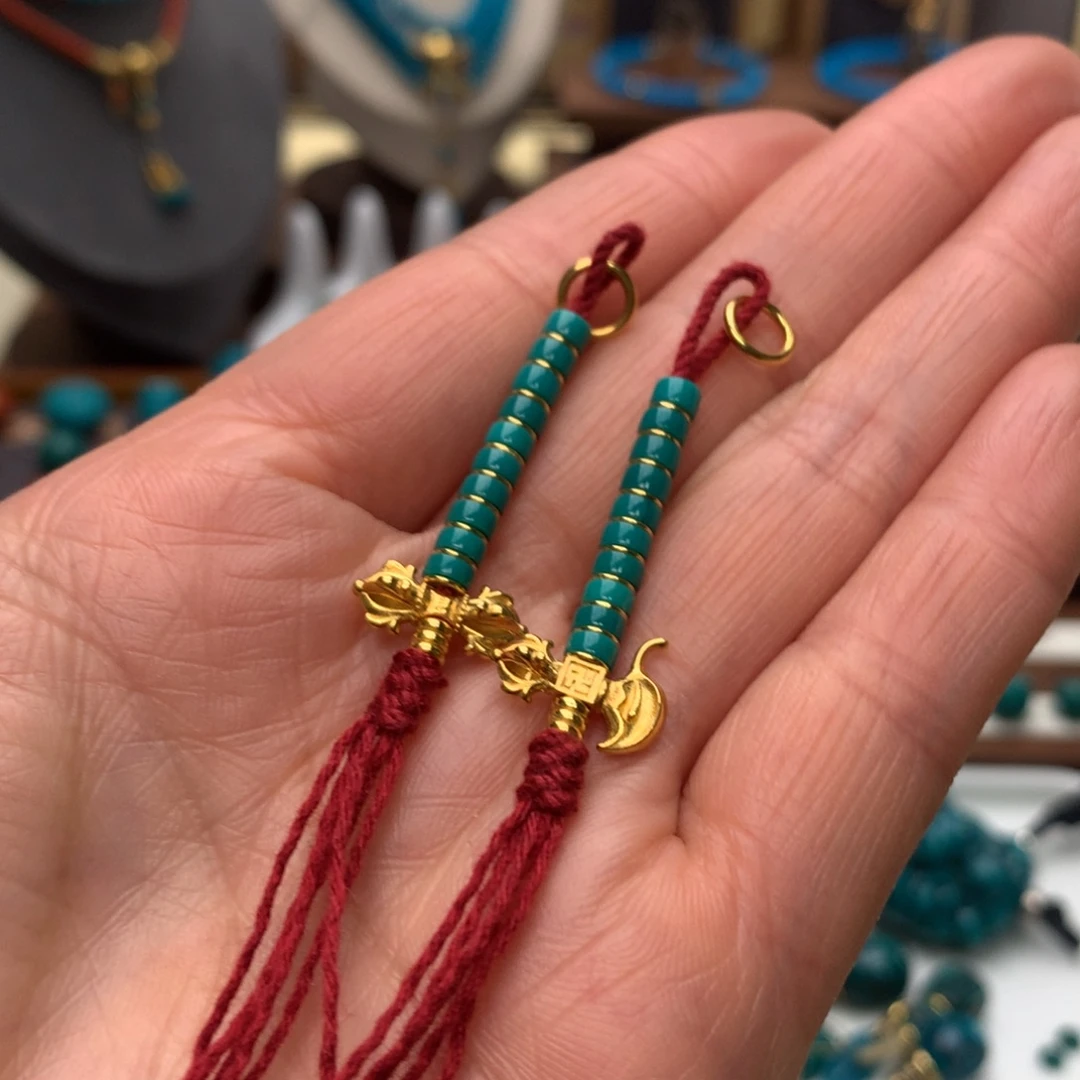 绿松石18K金镶嵌配饰