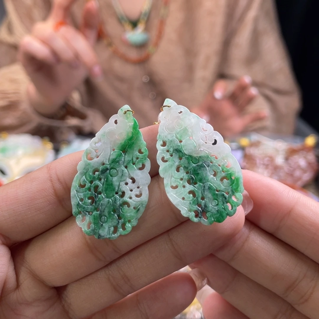 翡翠未镶嵌耳饰筱**?代编织