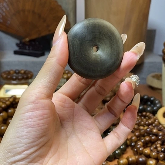 老山檀香阴沉平安扣挂件