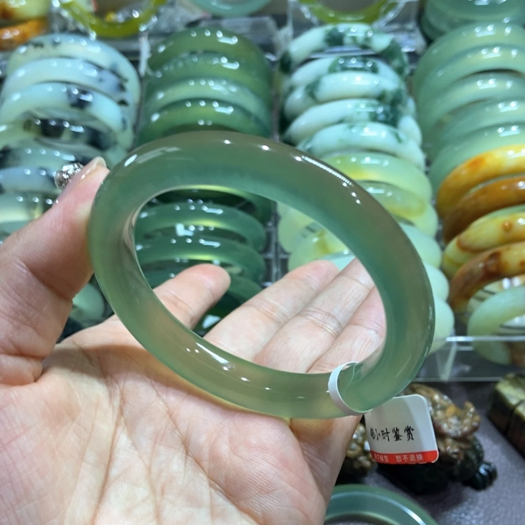 深***兰岫玉未镶嵌手镯59