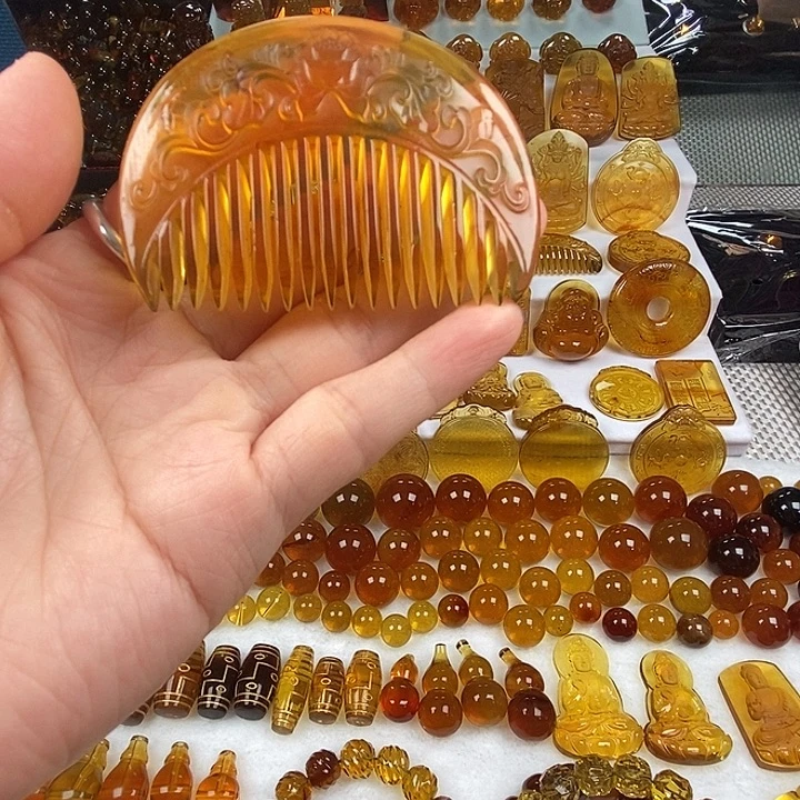 琥珀吊坠(不含链)未镶嵌天然缅甸琥珀金棕莲花梳子