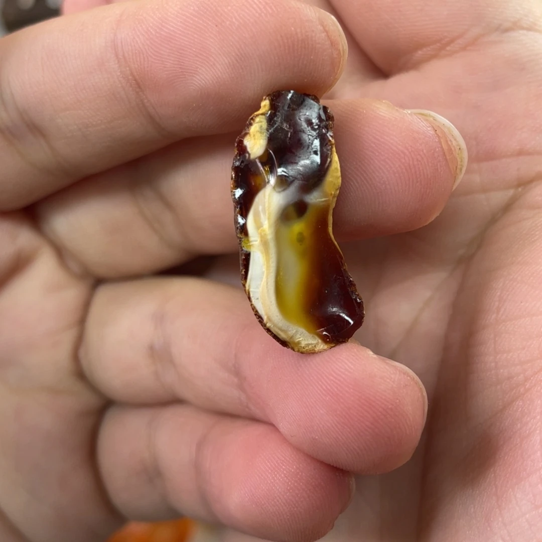 定制琥珀未镶嵌天然琥珀