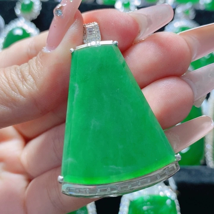 翡翠颈饰银S925镶嵌                  